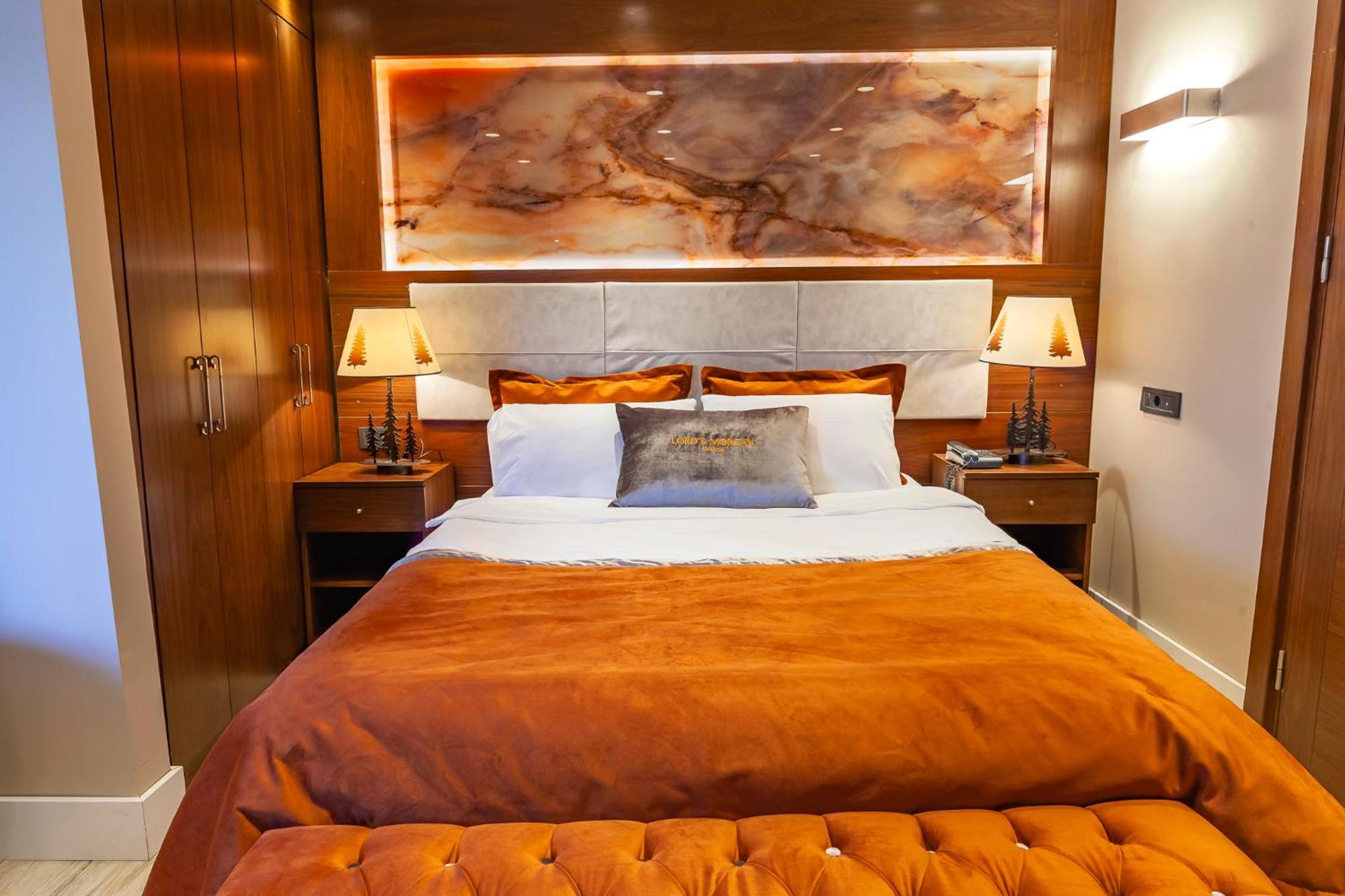 Lord Morgan & Exclusive Design Cihangir Aparthotel Istanbul Room photo